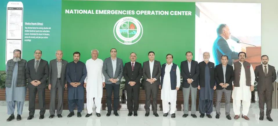 02-04-2024, Islamabad: Group Photo of Islamabad Chamber of commerce delegation during their Visit to National Emergencies Operation Center(NEOC) at NDMA HQs